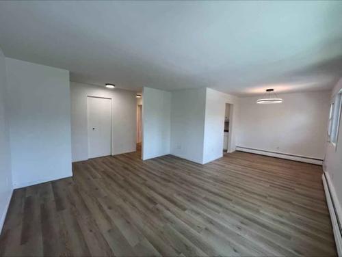 2 bedrooms apartment for rent in Sherbrooke — photo 3