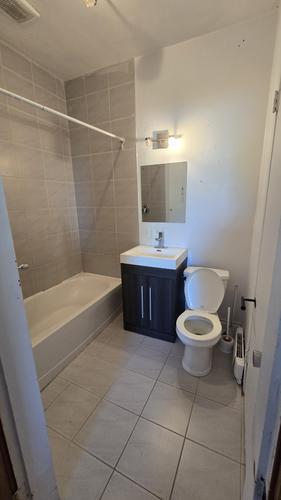 2 bedrooms apartment for rent in Sherbrooke — photo 10
