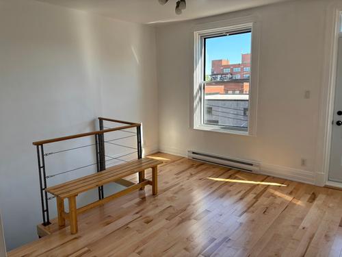 4 bedrooms apartment for rent in Montreal - Le Plateau-Mont-Royal — photo 2