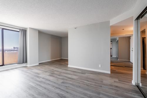 2 bedrooms apartment for rent in Montreal - Ville-Marie — photo 2