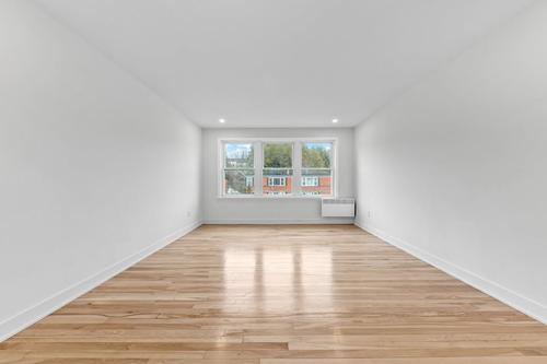 2 bedrooms apartment for rent in Sherbrooke — photo 4
