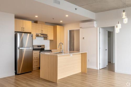 2 bedrooms apartment for rent in Laval — photo 2