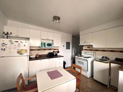 2 bedrooms apartment for rent in Montreal - Ville-Marie — photo 3