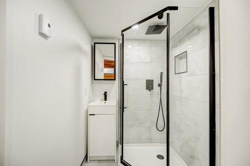 Studio for rent in Montreal - Ville-Marie — photo 9