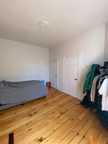 5 bedrooms apartment for rent in Montreal - Ville-Marie — photo 12