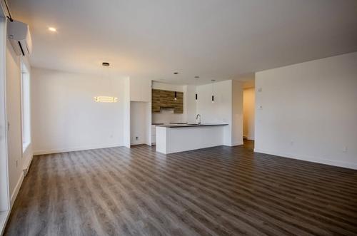 Appartement de 3 chambres à louer à Sherbrooke — photo 8