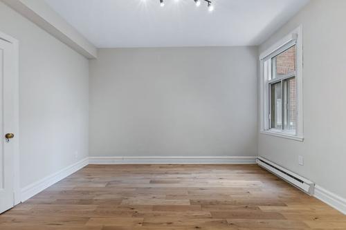 Appartement de 2 chambres à louer à Montreal - Ville-Marie — photo 2