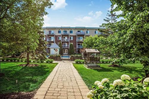 Appartement de 3 chambres à louer à Québec - Sainte-Foy–Sillery–Cap-Rouge — photo 2