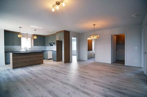3 bedrooms apartment for rent in Sherbrooke — photo 14