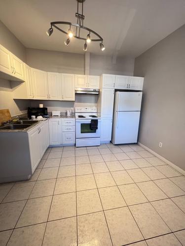 5 bedrooms apartment for rent in Montreal - Le Plateau-Mont-Royal — photo 2