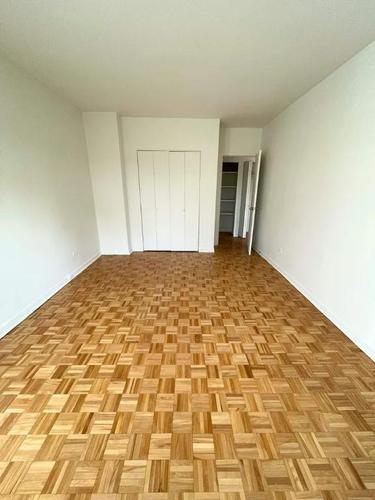 Appartement de 1 chambre à louer à Montreal - Saint-Laurent — photo 2
