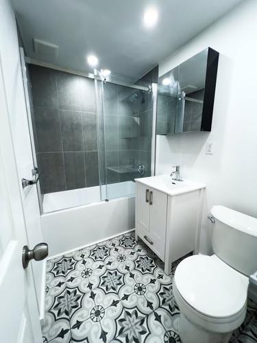 Appartement de 3 chambres à louer à Montreal - Ville-Marie — photo 4