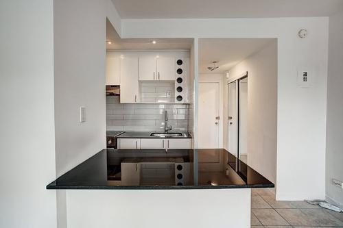 Studio for rent in Montreal - Le Plateau-Mont-Royal — photo 8