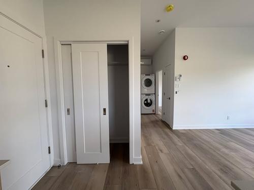 2 bedrooms apartment for rent in Laval — photo 12