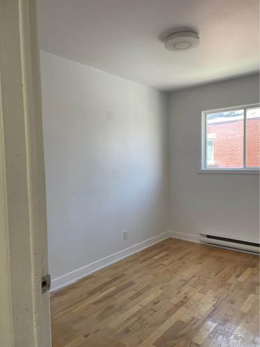 Appartement de 3 chambres à louer à Laval — photo 3