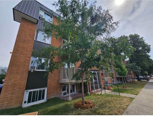 2 bedrooms apartment for rent in Laval — photo 4