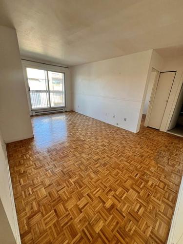 2 bedrooms apartment for rent in Laval — photo 5