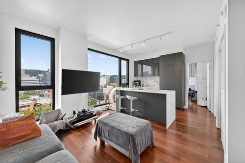 2 bedrooms apartment for rent in Montreal - Ville-Marie — photo 4