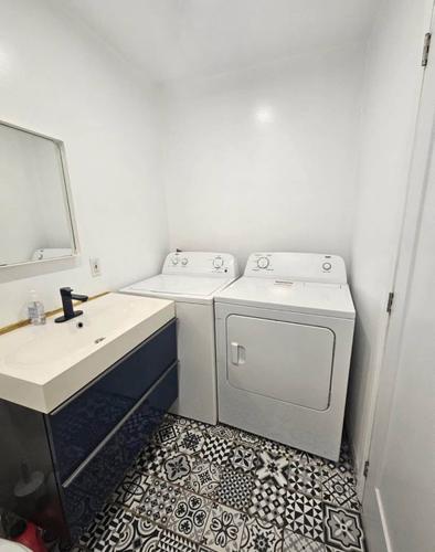 1 bedroom apartment for rent in Montreal - Ville-Marie — photo 7
