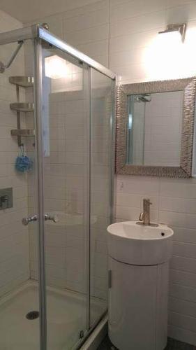Studio for rent in Montreal - Ville-Marie — photo 4