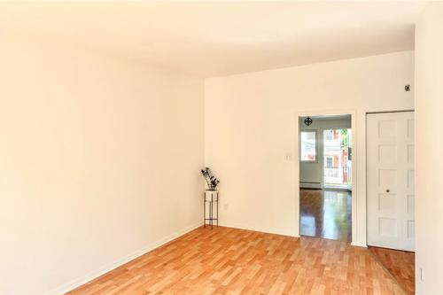 3 bedrooms apartment for rent in Sherbrooke — photo 7
