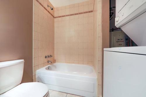 2 bedrooms apartment for rent in Montreal - Le Plateau-Mont-Royal — photo 14