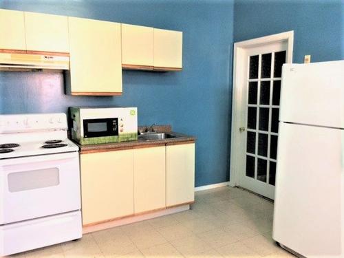 5 bedrooms apartment for rent in Montreal - Ville-Marie — photo 7