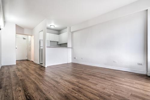 Studio for rent in Montreal - Le Plateau-Mont-Royal — photo 10