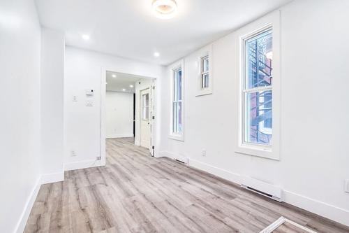 2 bedrooms apartment for rent in Montreal - Le Plateau-Mont-Royal — photo 3