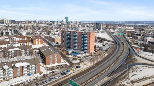 Appartement de 2 chambres à louer à Québec - Sainte-Foy–Sillery–Cap-Rouge — photo 2