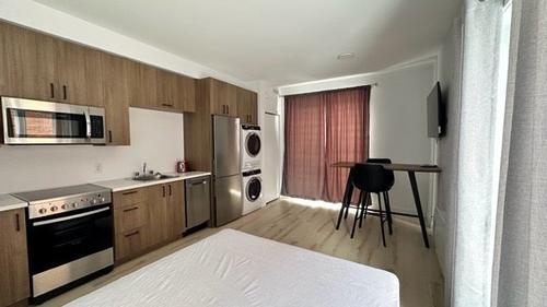 Studio for rent in Sherbrooke — photo 2
