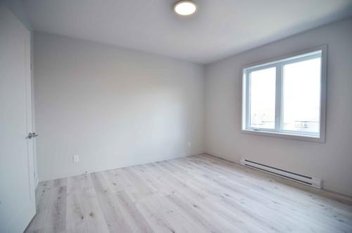 3 bedrooms apartment for rent in Sherbrooke — photo 7