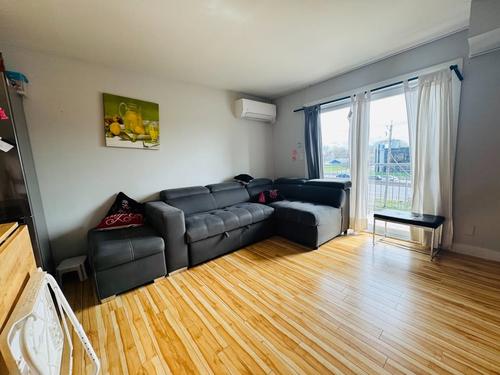 Appartement de 3 chambres à louer à Québec - Sainte-Foy–Sillery–Cap-Rouge — photo 3