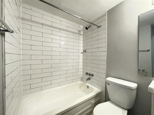 1 bedroom apartment for rent in Montreal - Ville-Marie — photo 16