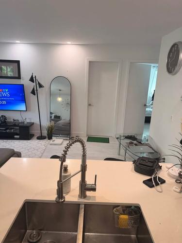 Appartement de 2 chambres à louer à Longueuil — photo 2