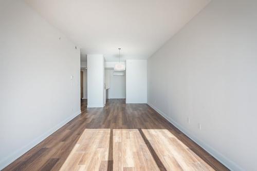 2 bedrooms apartment for rent in Laval — photo 3
