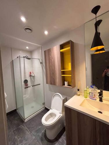5 bedrooms apartment for rent in Montreal - Ville-Marie — photo 2