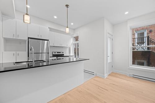 2 bedrooms apartment for rent in Montreal - Le Plateau-Mont-Royal — photo 9
