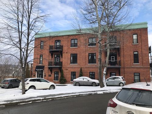 2 bedrooms apartment for rent in Sherbrooke — photo 10