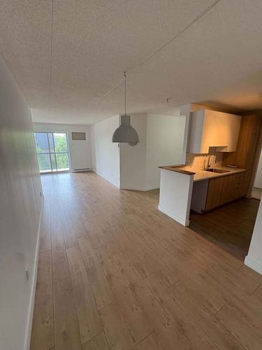 Appartement de 2 chambres à louer à Laval — photo 2
