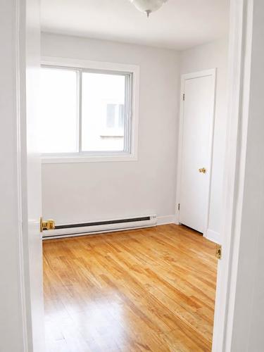 3 bedrooms apartment for rent in Montreal - Ahuntsic-Cartierville — photo 2