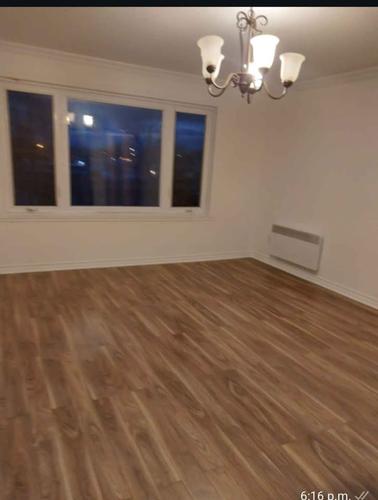 4 bedrooms apartment for rent in Laval — photo 11