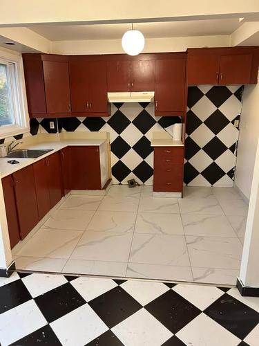 4 bedrooms apartment for rent in Montreal - Ahuntsic-Cartierville — photo 12