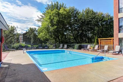 3 bedrooms apartment for rent in Montreal - Ahuntsic-Cartierville — photo 10