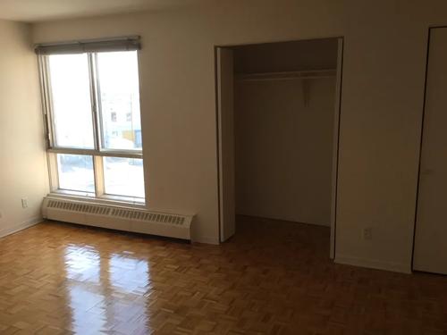 Studio for rent in Laval — photo 4