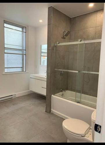 2 bedrooms apartment for rent in Montreal - Ville-Marie — photo 5