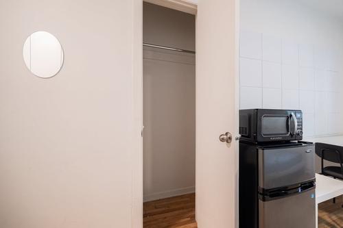 Studio for rent in Montreal - Le Plateau-Mont-Royal — photo 6