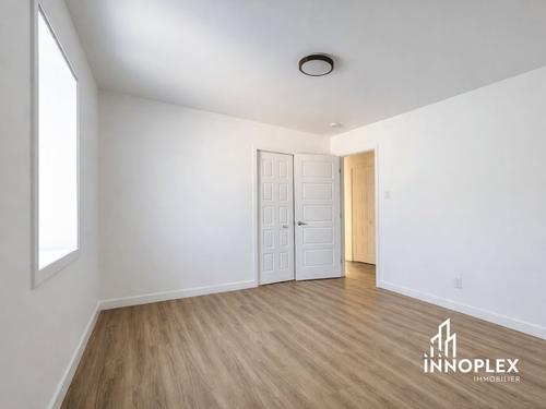 2 bedrooms apartment for rent in Sherbrooke — photo 17