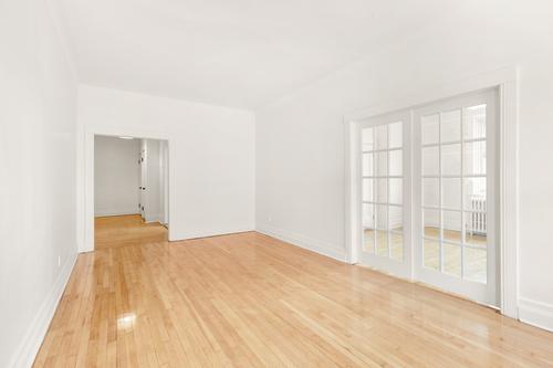 Appartement de 4 chambres à louer à Montréal — photo 2