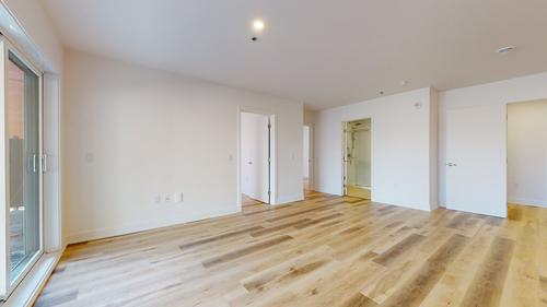 2 bedrooms apartment for rent in Laval — photo 15